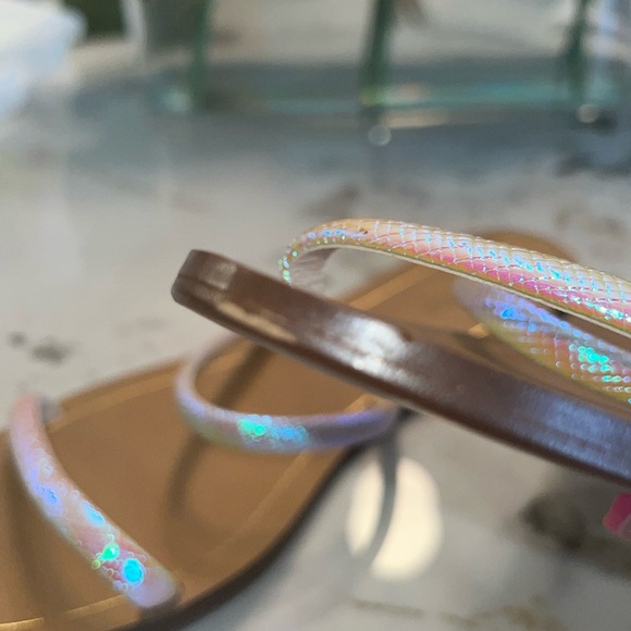 EUC J.CREW Isla Crosshatch Iridescent Two Strap Sandal - Size 11 - Picture 7 of 7